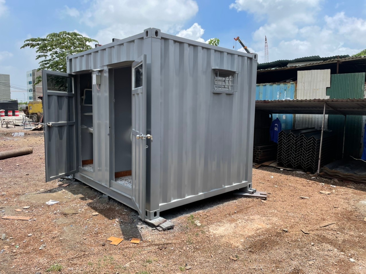 Container toilet 10ft